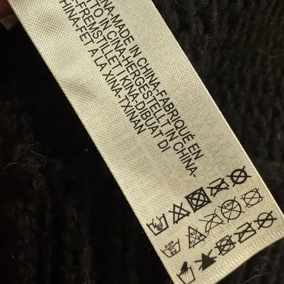 Zara Pearl Bow Chunky Knit Cardigan Size S Wool Blend Whimsi Feminine Coquette - Picture 7 of 7